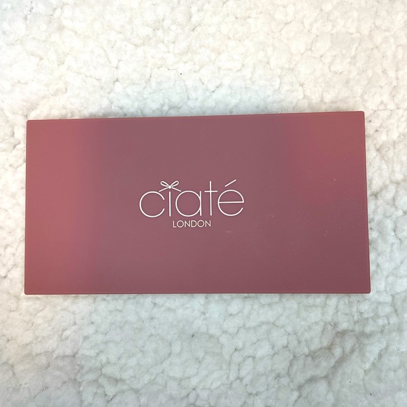 Ciate The Velvet Palette - Picture 2 of 3